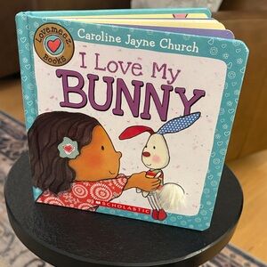 Scholastic I Love My Bunny Board Book - Blue and White Cover 3 for 10